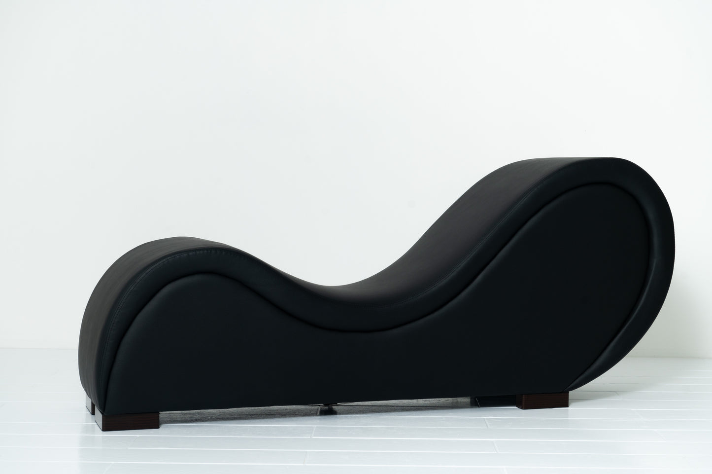 Obsidian Lounge Chaise